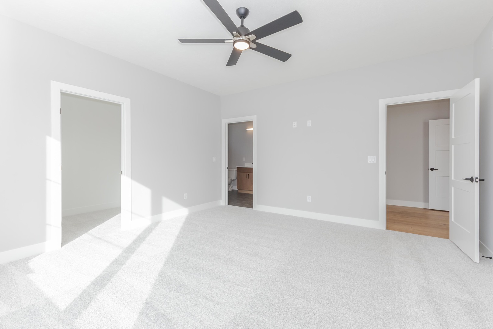 5303 Finlen Lane, Bloomington, IL 61705