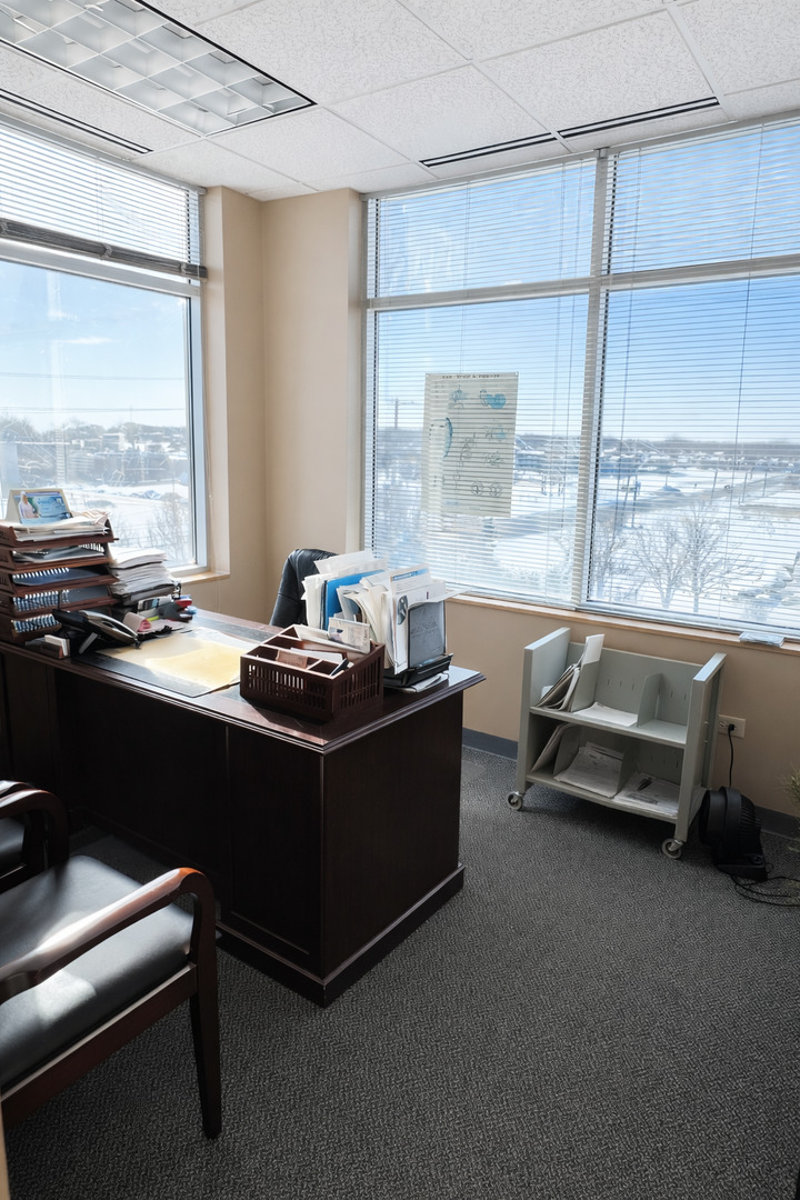 3330 W 177th Street #3H, Hazel Crest, IL 60429