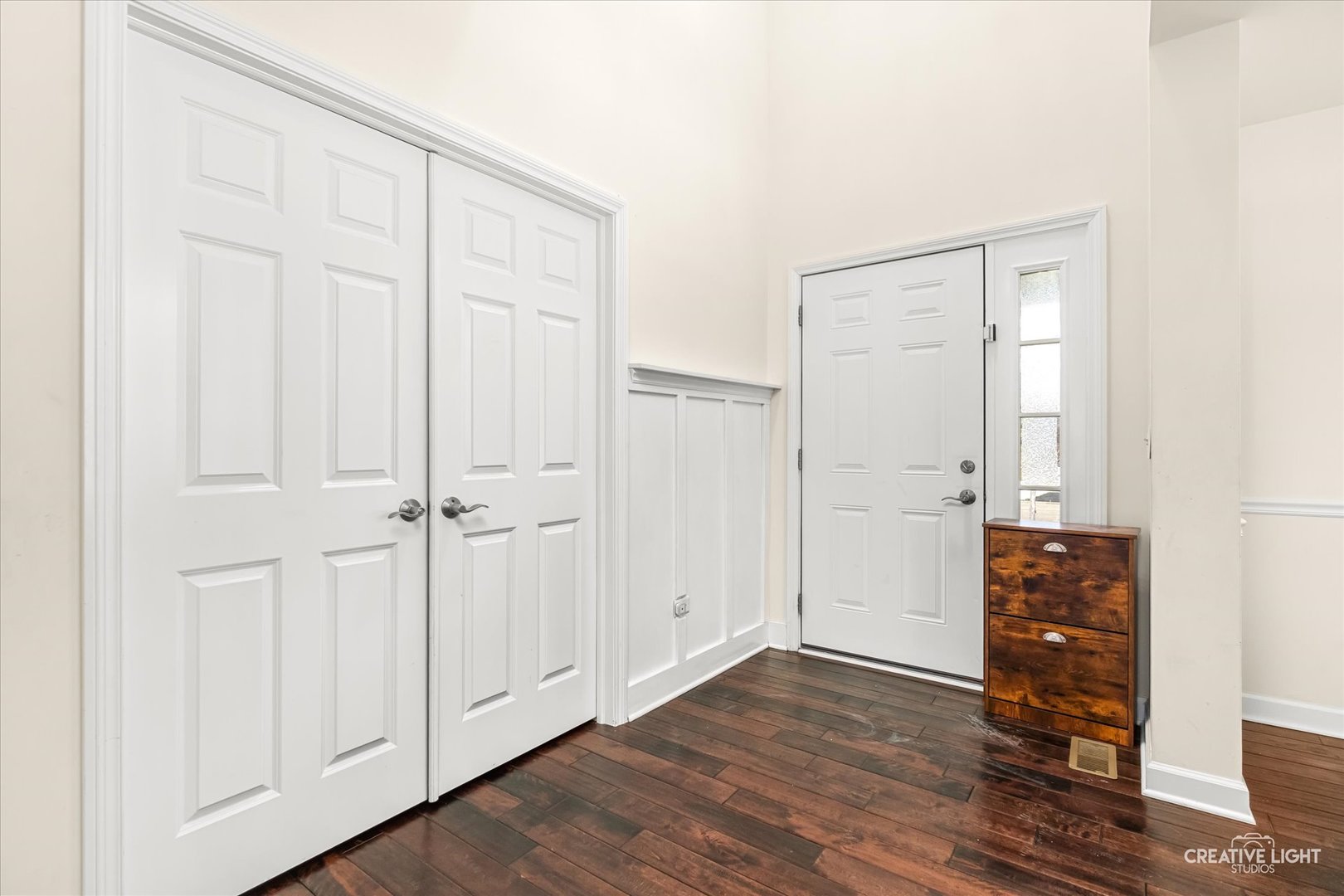 200 Redding Court, Oswego, IL 60543