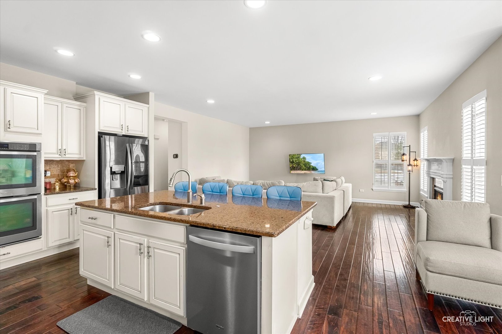 200 Redding Court, Oswego, IL 60543