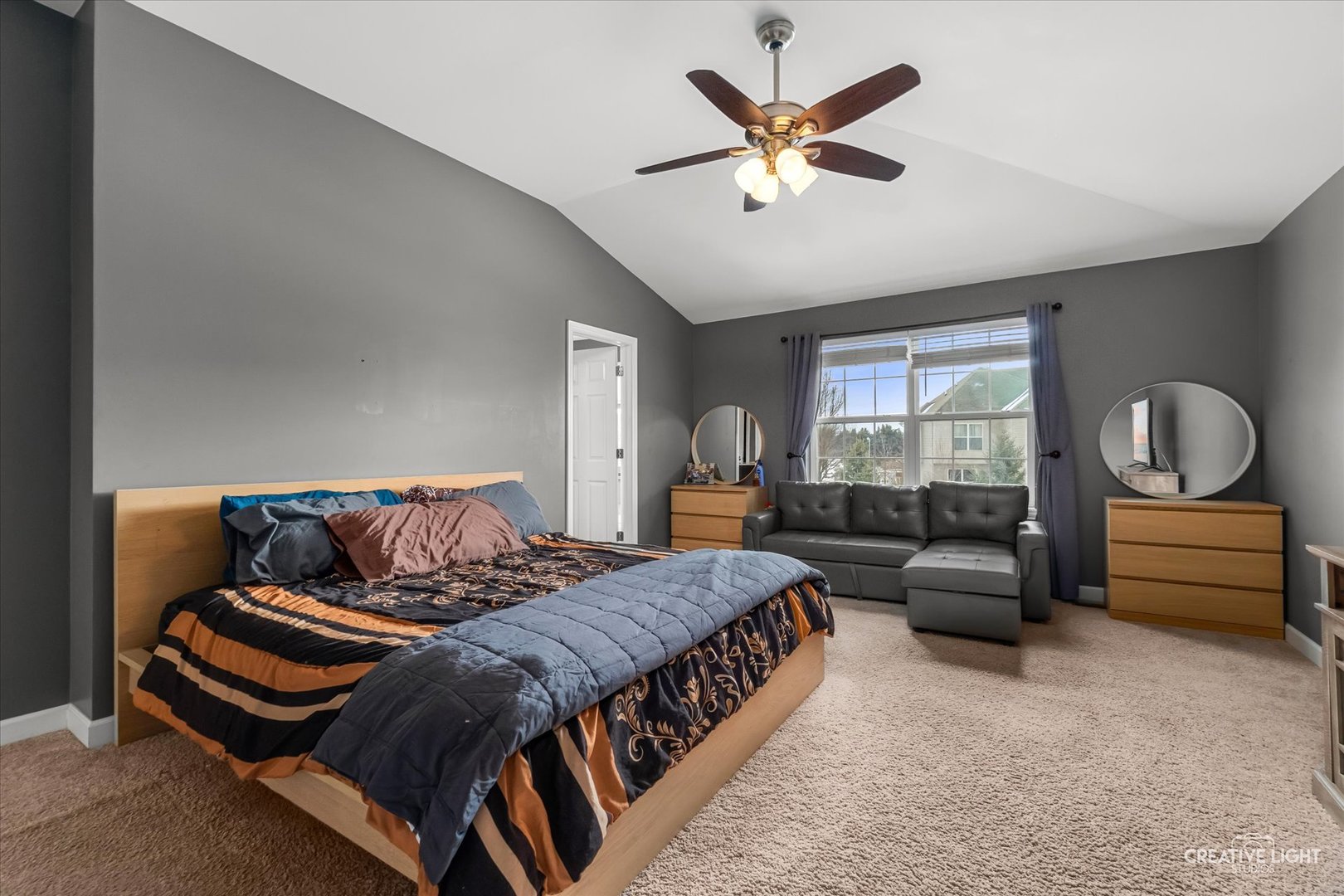 200 Redding Court, Oswego, IL 60543