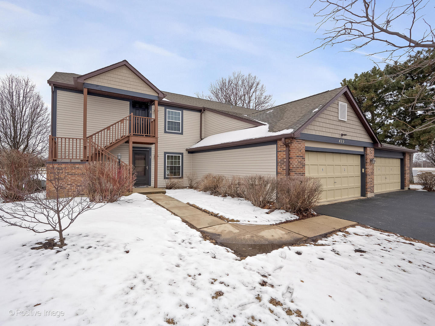 429 Sandhurst Circle #1, Glen Ellyn, IL 60137