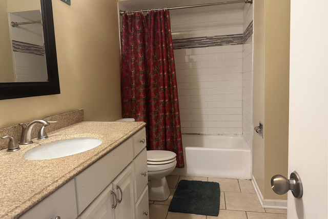 5850 Fresno Court #A, Hanover Park, IL 60133