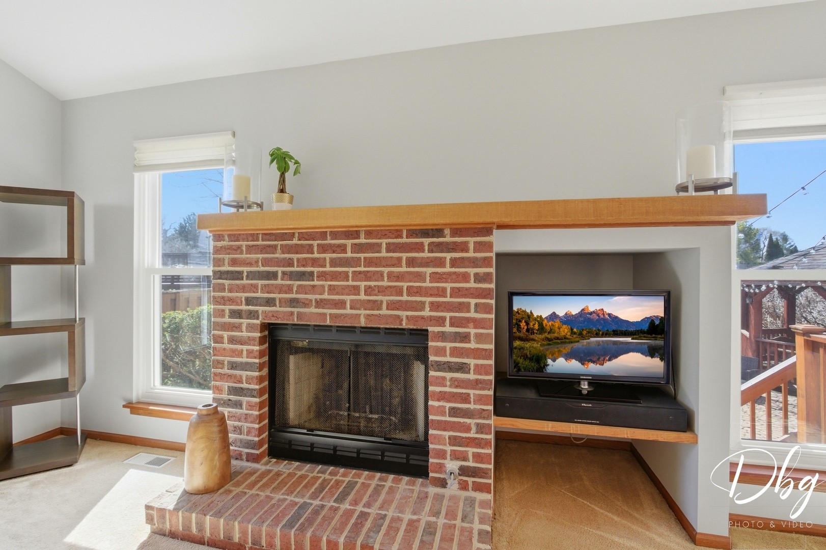 7 E Dahlia Lane, Round Lake Beach, IL 60073