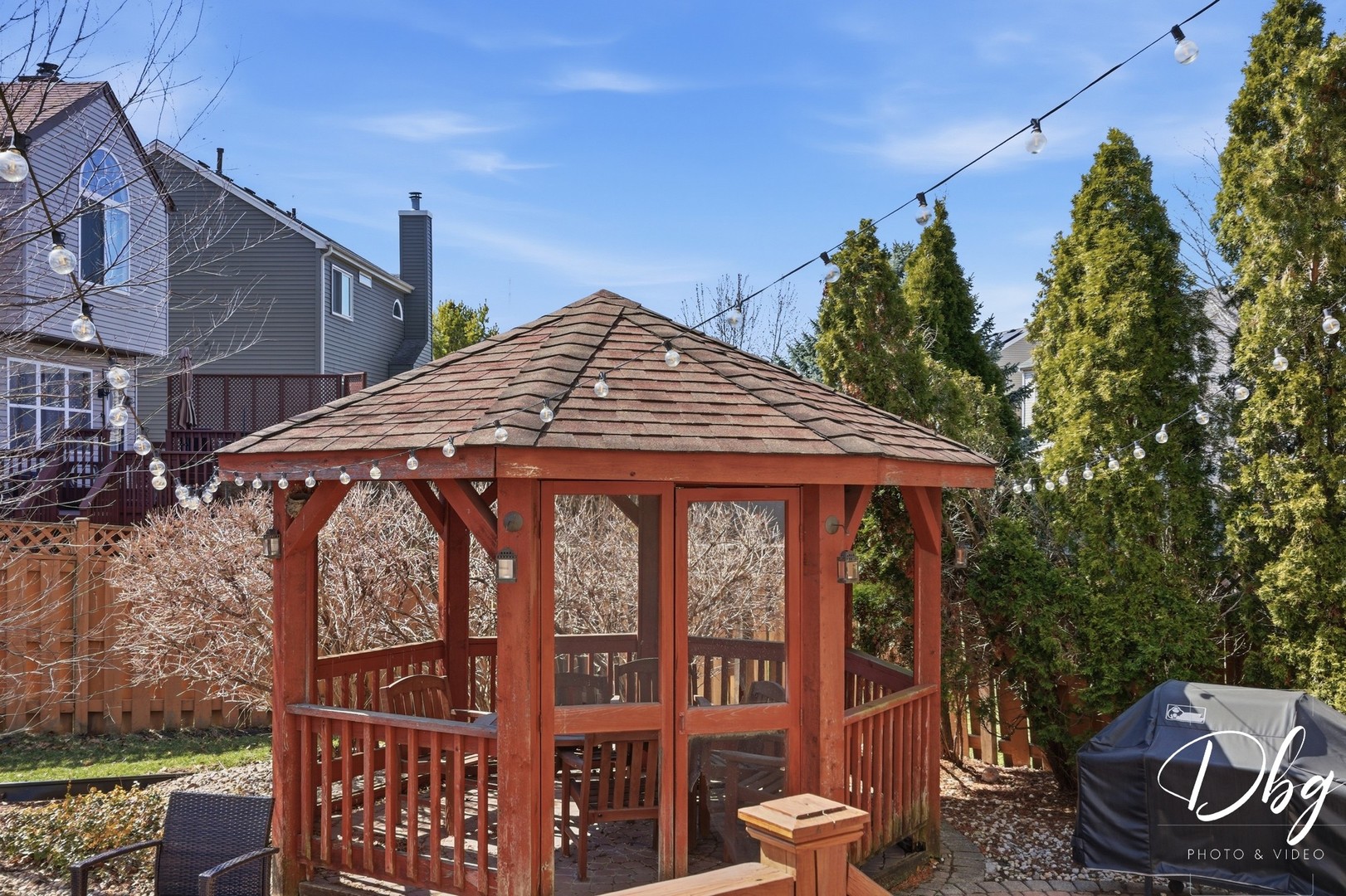 7 E Dahlia Lane, Round Lake Beach, IL 60073