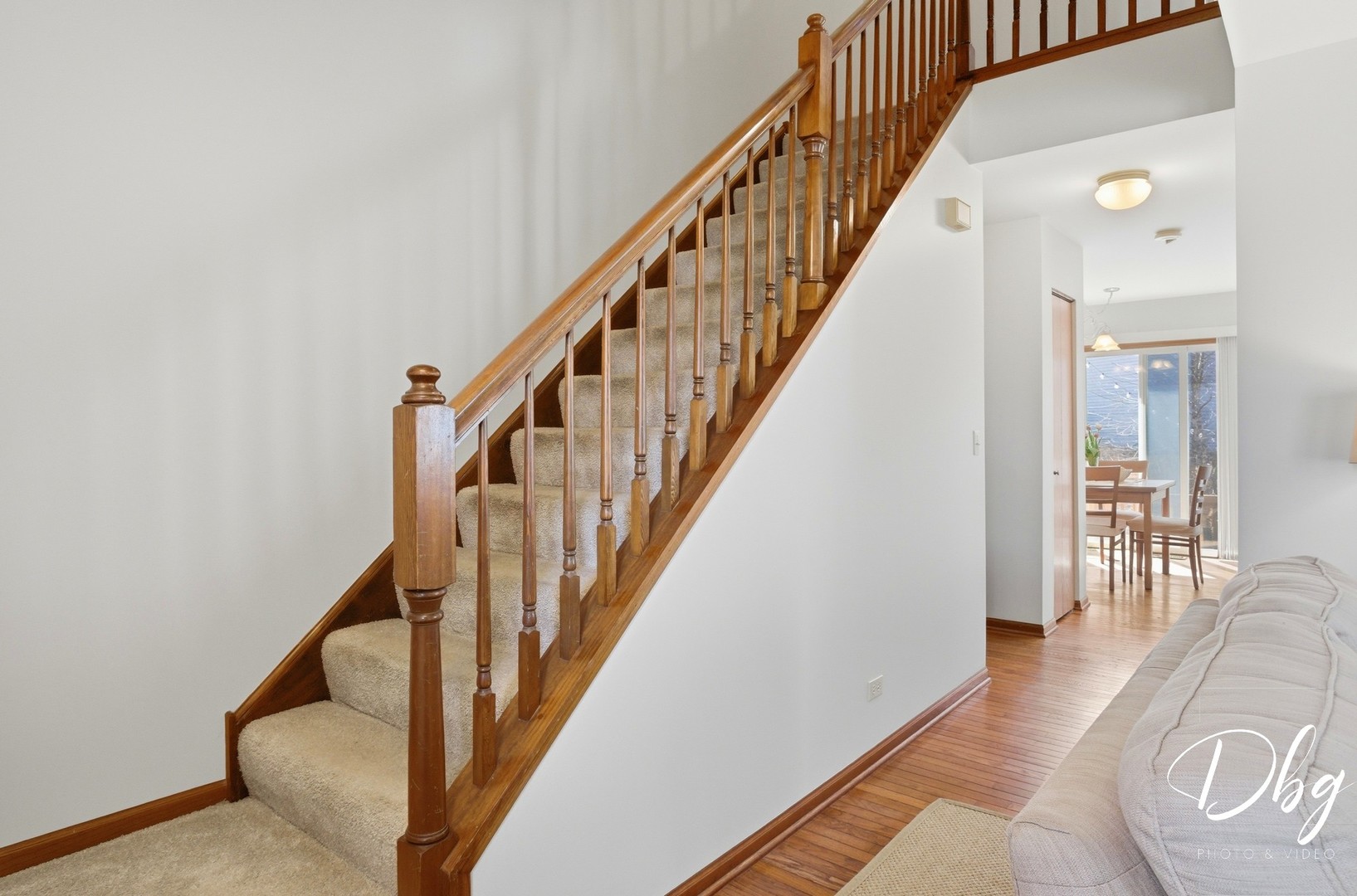 7 E Dahlia Lane, Round Lake Beach, IL 60073