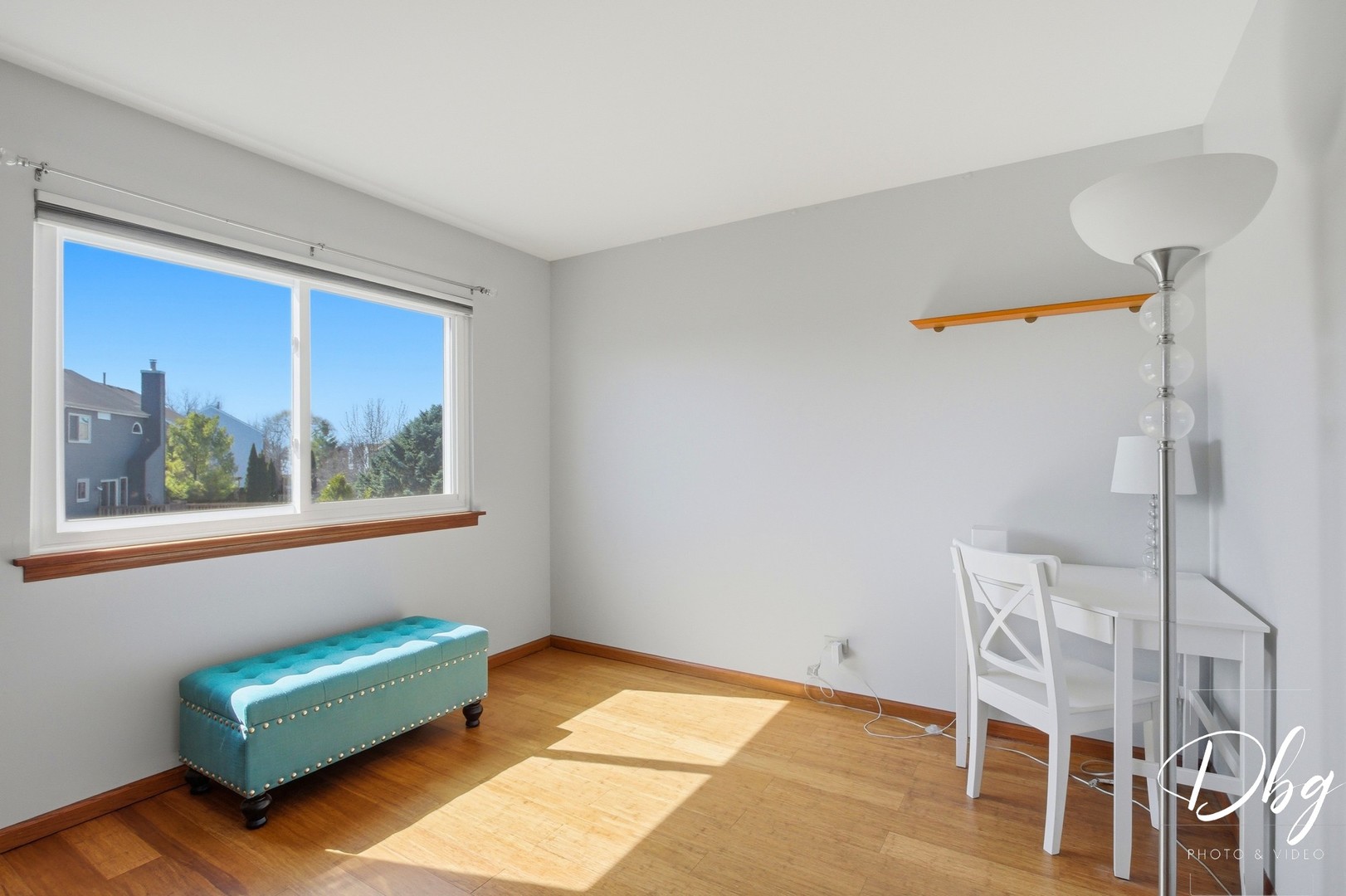 7 E Dahlia Lane, Round Lake Beach, IL 60073