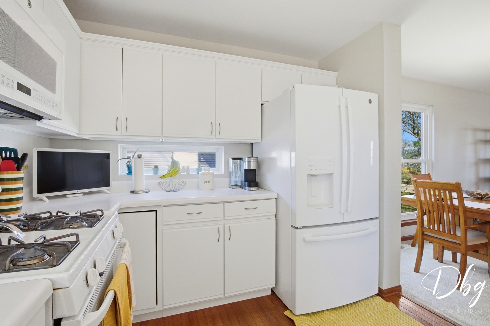 7 E Dahlia Lane, Round Lake Beach, IL 60073