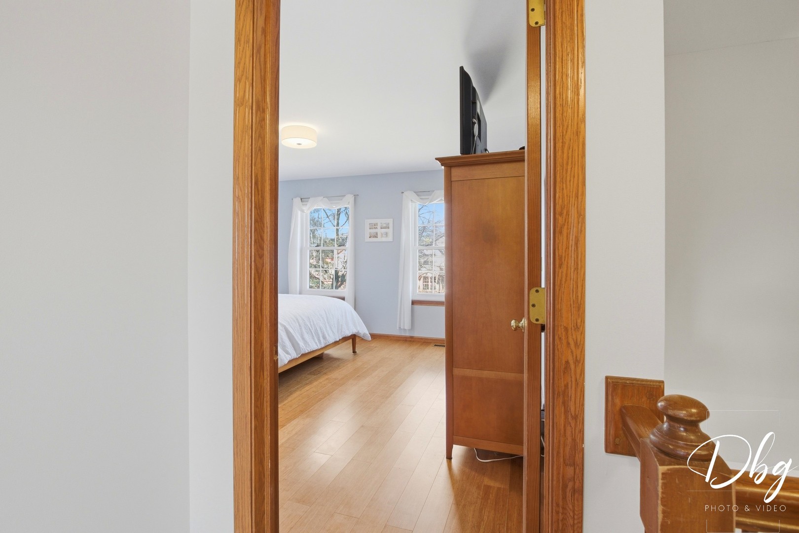 7 E Dahlia Lane, Round Lake Beach, IL 60073