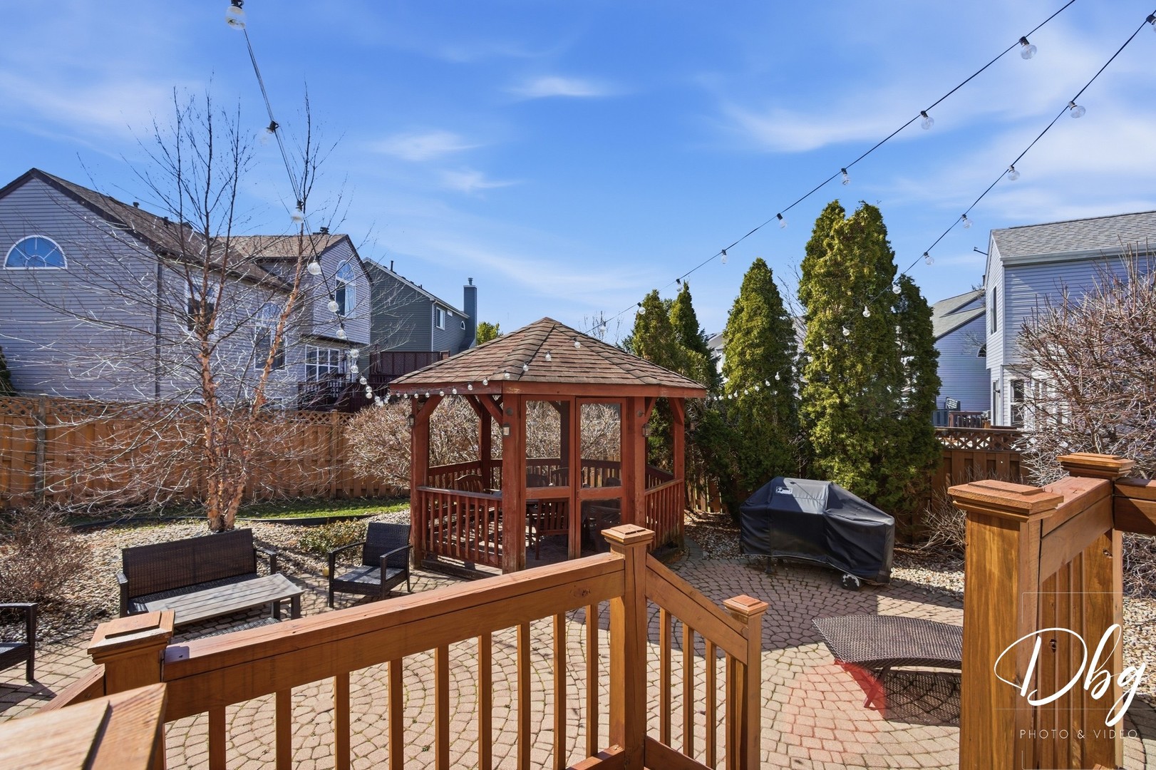 7 E Dahlia Lane, Round Lake Beach, IL 60073