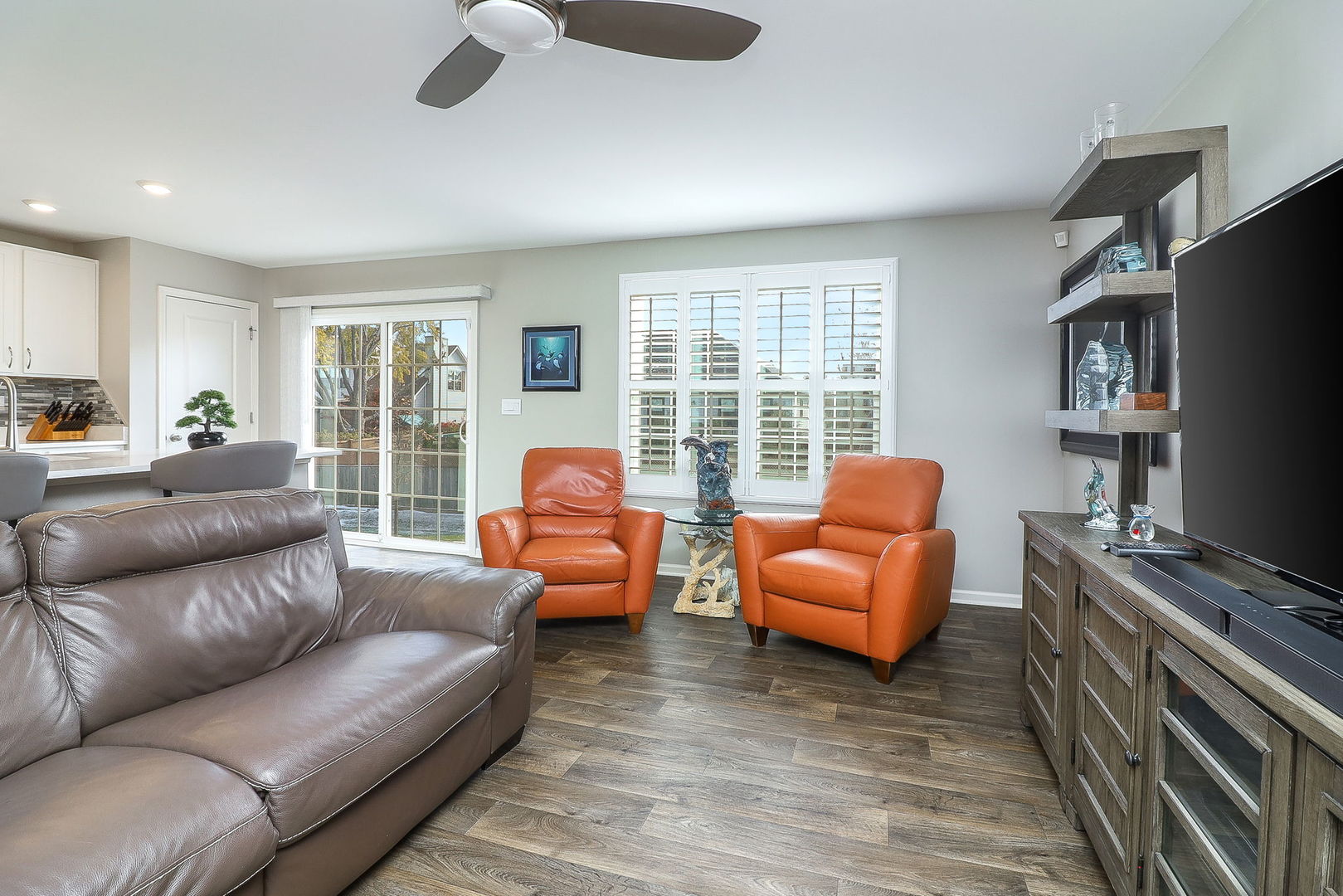 2084 Canyon Creek Court, Aurora, IL 60503