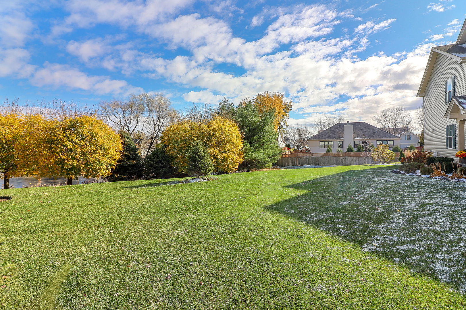 2084 Canyon Creek Court, Aurora, IL 60503