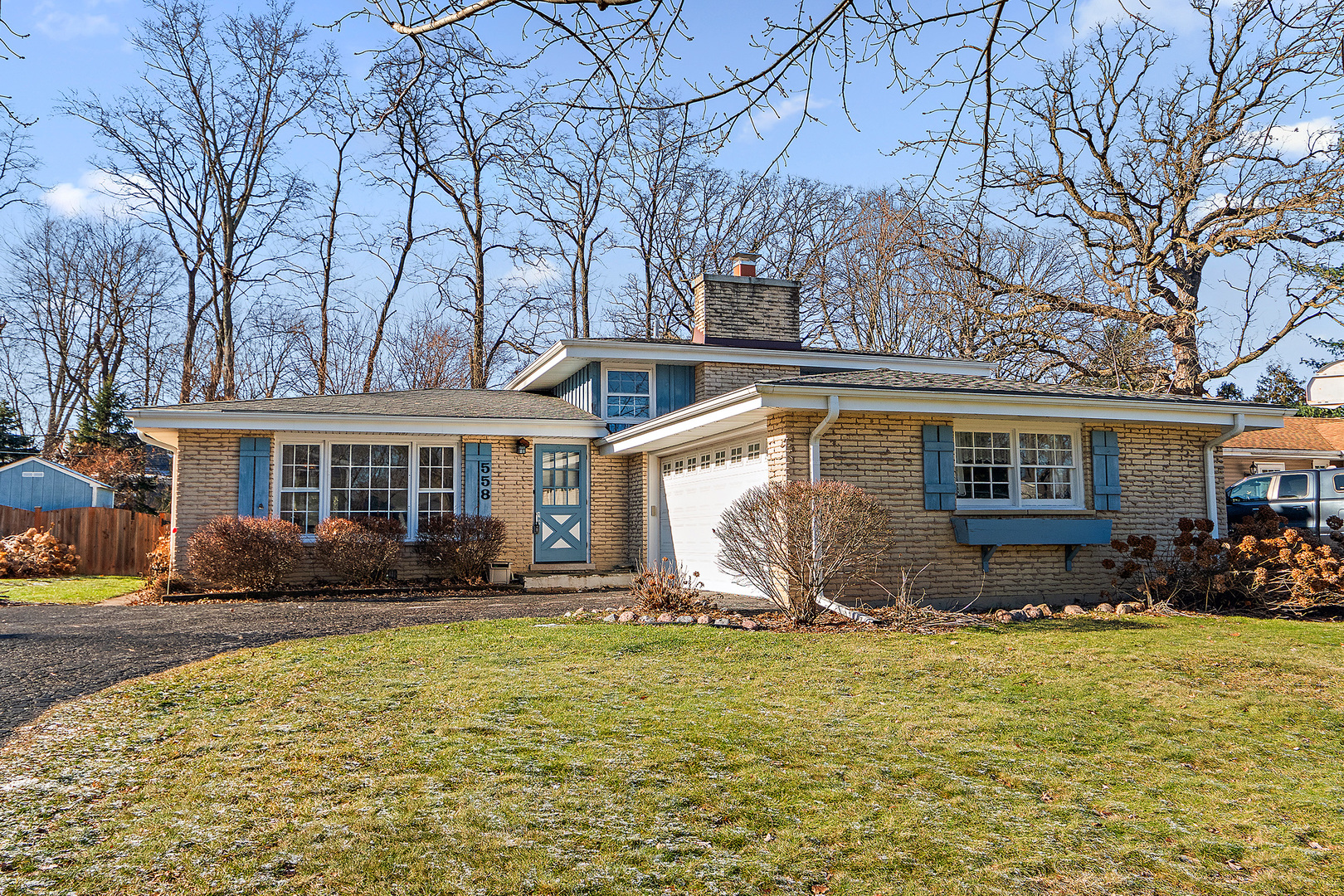 558 Birchwood Road, Frankfort, IL 60423