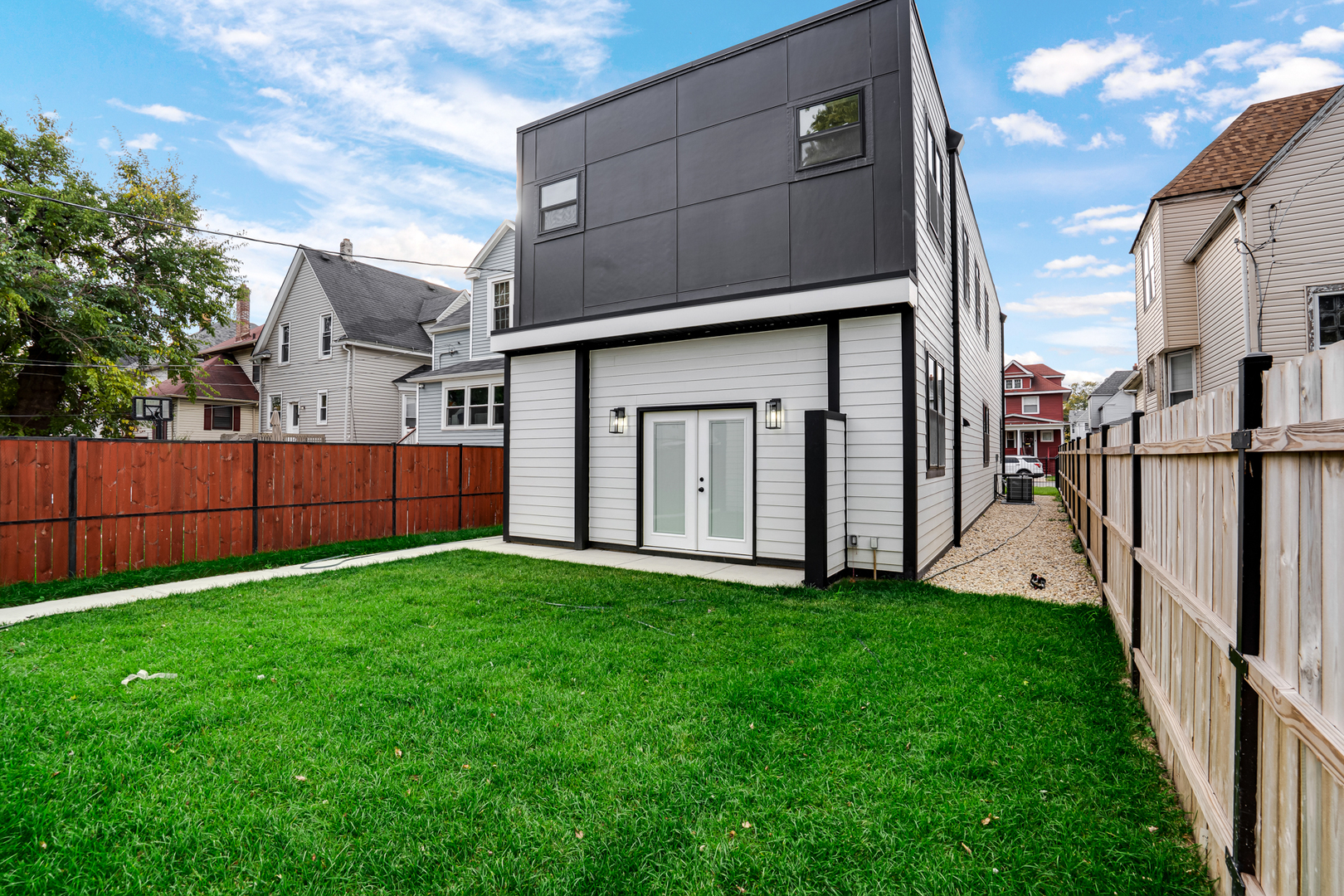 843 N Lorel Avenue, Chicago, IL 60651