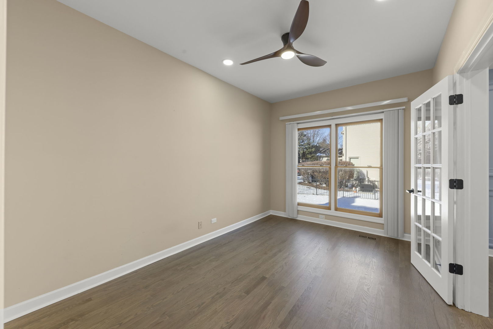 442 Mallard Point Drive, North Aurora, IL 60542