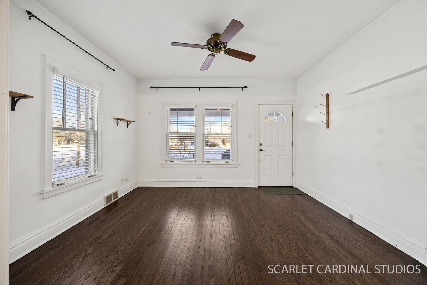 402 S Michigan Avenue, Villa Park, IL 60181