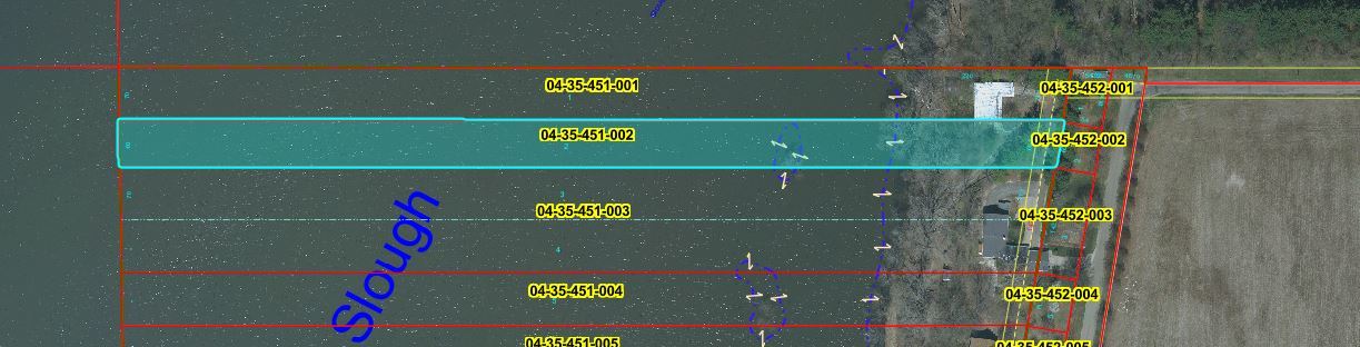 2 Sycamore Bay, Lacon, IL 61540