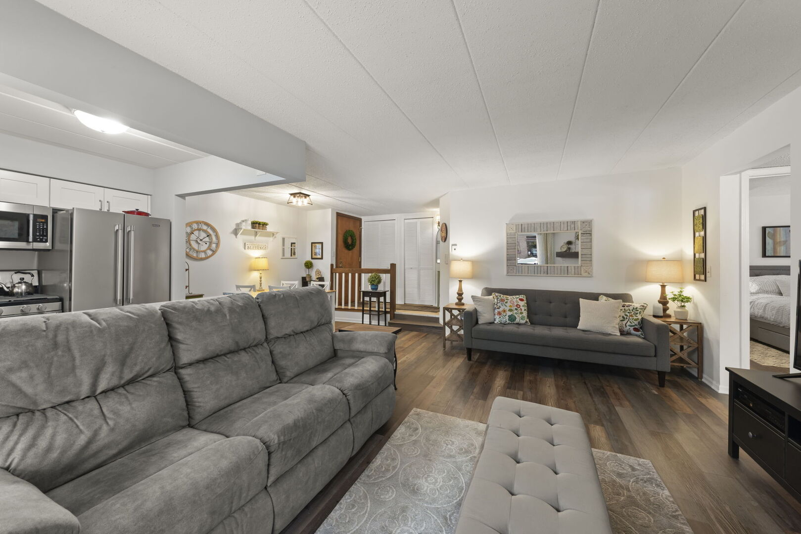 404 Melrose Avenue #103, Glen Ellyn, IL 60137