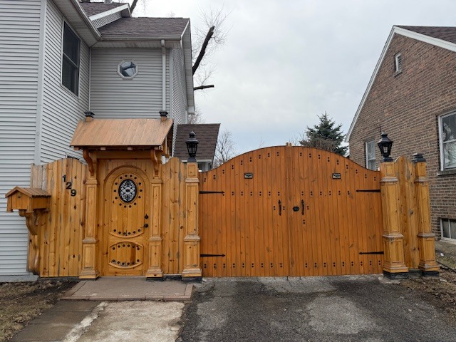 129 E Victoria Drive, Northlake, IL 60164