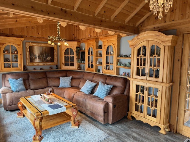 129 E Victoria Drive, Northlake, IL 60164