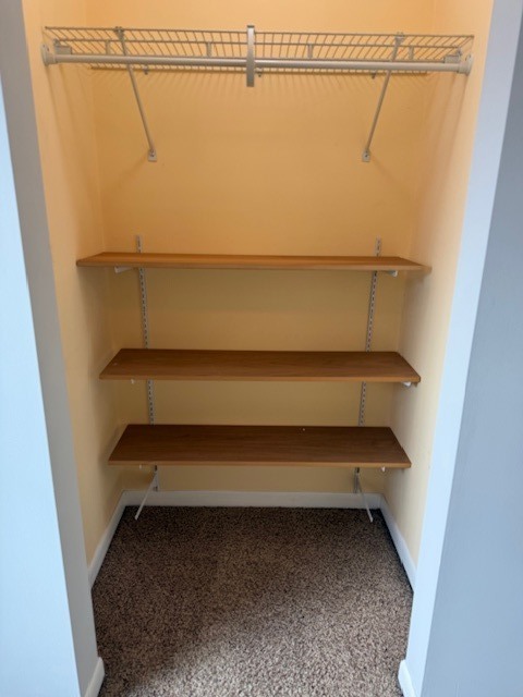 129 E Victoria Drive, Northlake, IL 60164