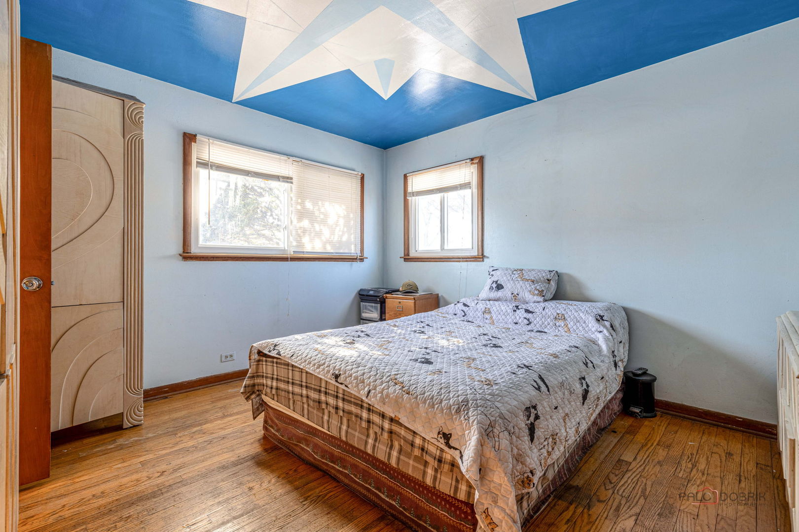 908 E Central Road, Mount Prospect, IL 60056