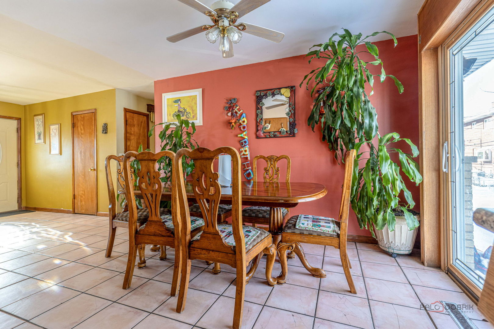 908 E Central Road, Mount Prospect, IL 60056