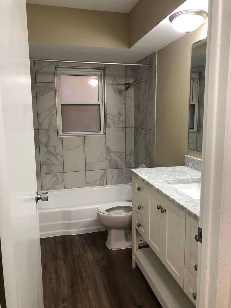 6324 W 63rd Street #4, Chicago, IL 60638