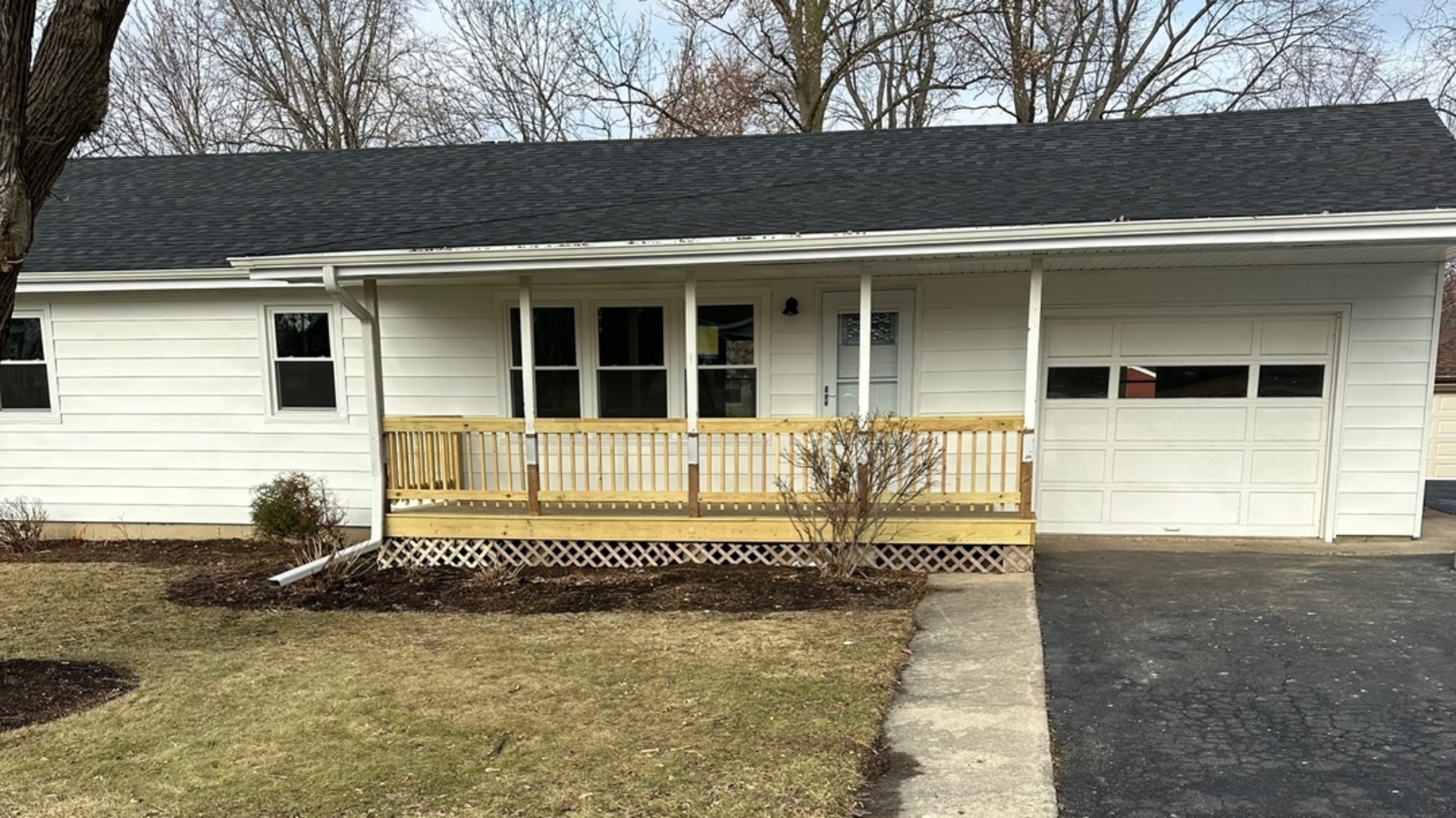 249 W Nebraska Street, Frankfort, IL 60423