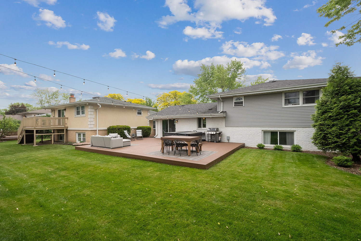 1222 Hillview Drive, Lemont, IL 60439