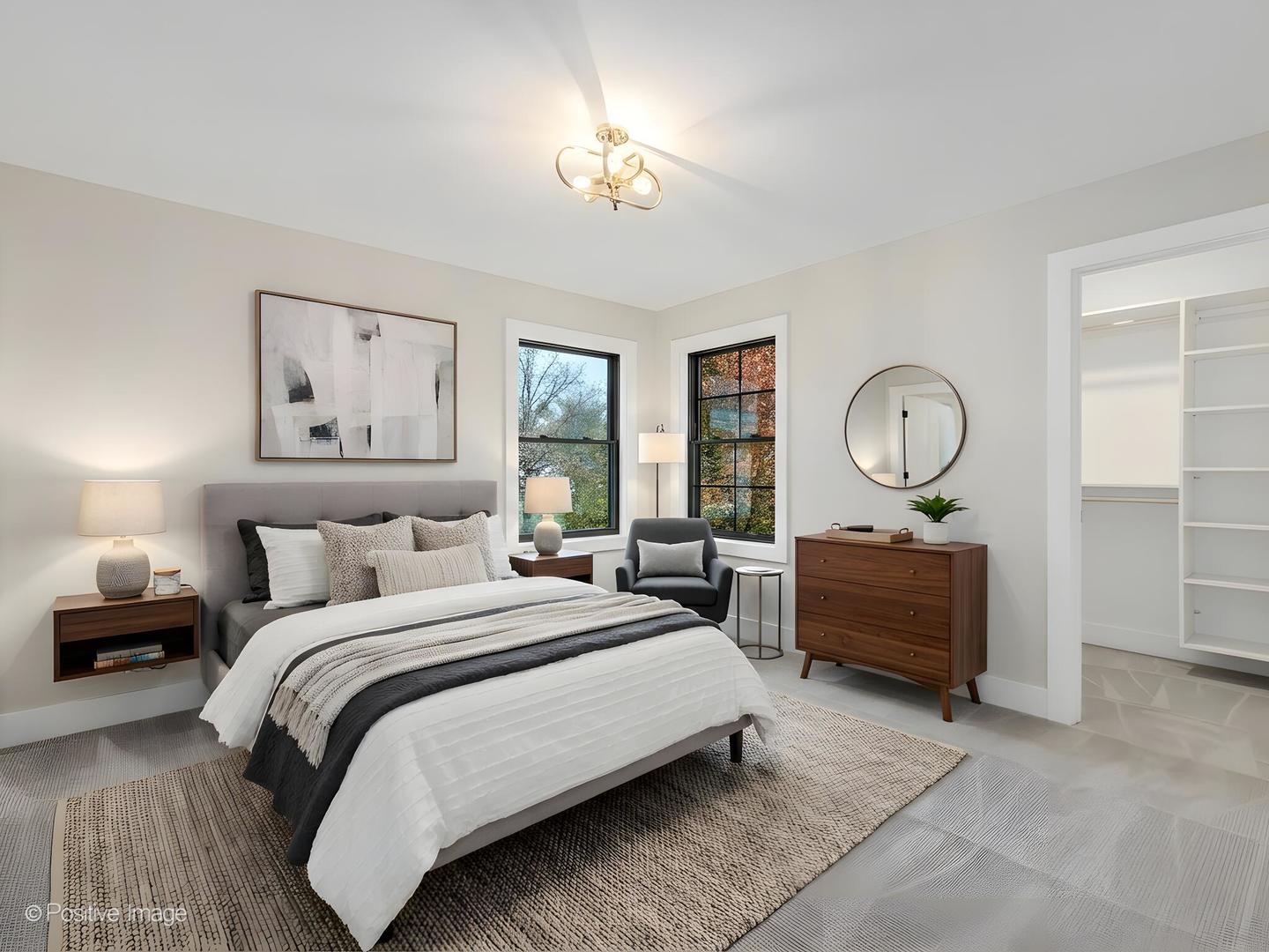 108 N Evergreen Avenue, Elmhurst, IL 60126