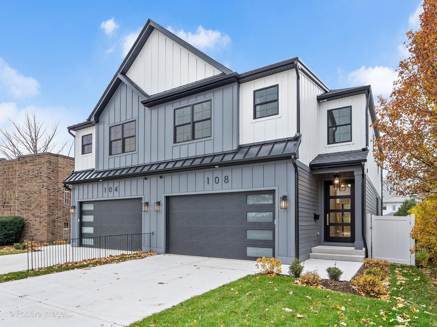 108 N Evergreen Avenue, Elmhurst, IL 60126