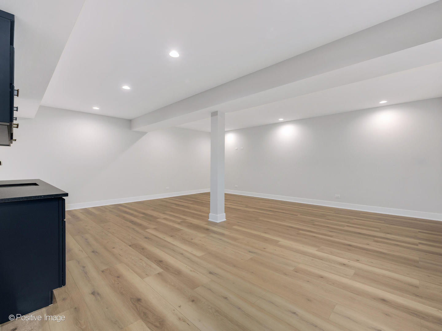 108 N Evergreen Avenue, Elmhurst, IL 60126