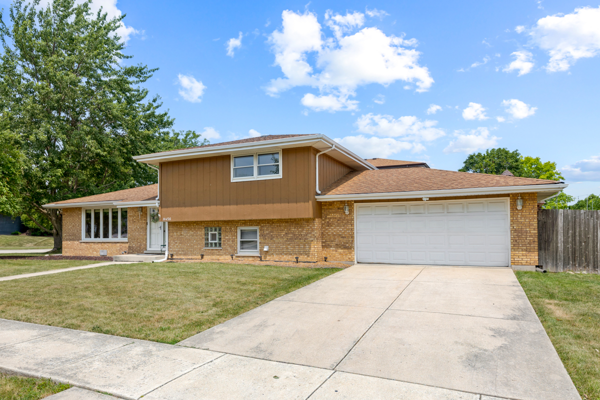 8456 170th Place, Tinley Park, IL 60487