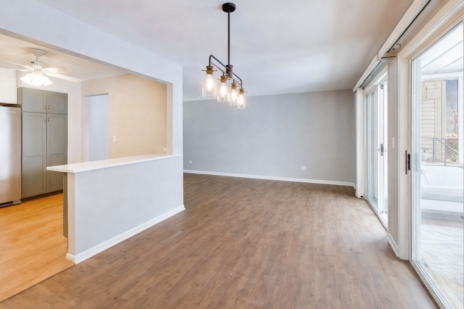 1403 Clove Court #B, Mount Prospect, IL 60056