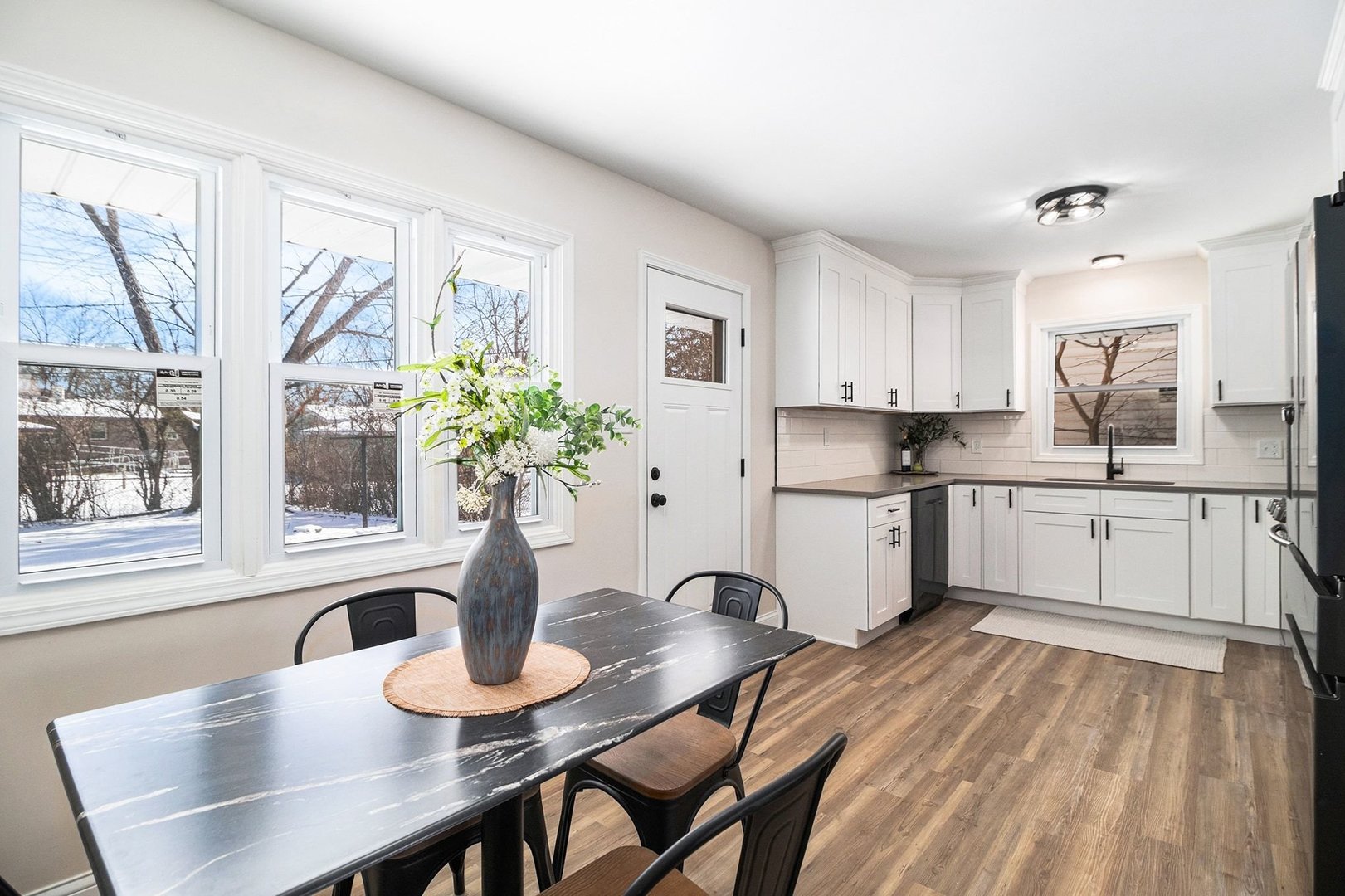 18947 Ridgewood Avenue, Lansing, IL 60438