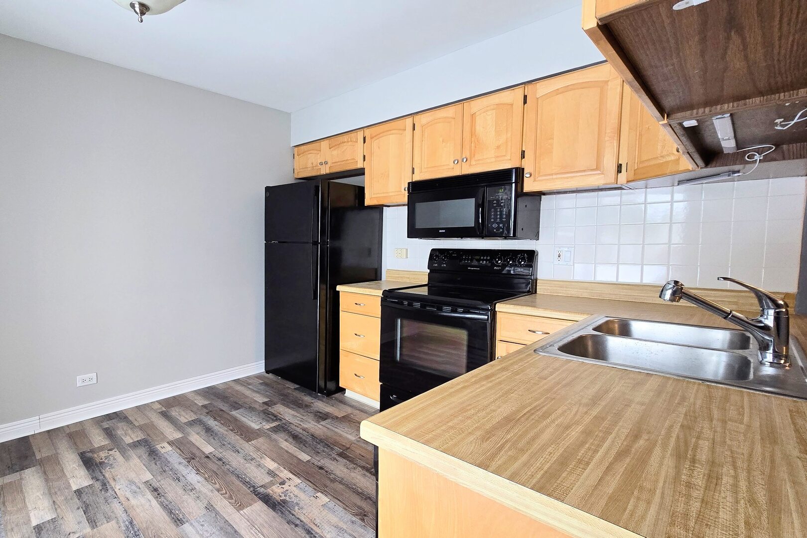 903 Bidwell Drive, Gurnee, IL 60031