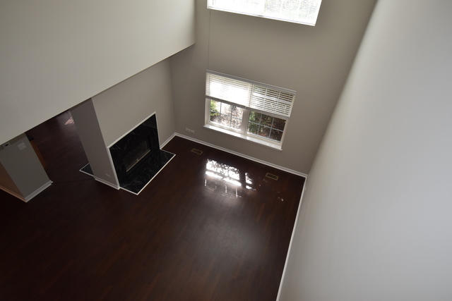 366 Town Place Circle #366, Buffalo Grove, IL 60089