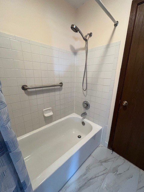 1796 Vermont Drive #A, Elk Grove Village, IL 60007