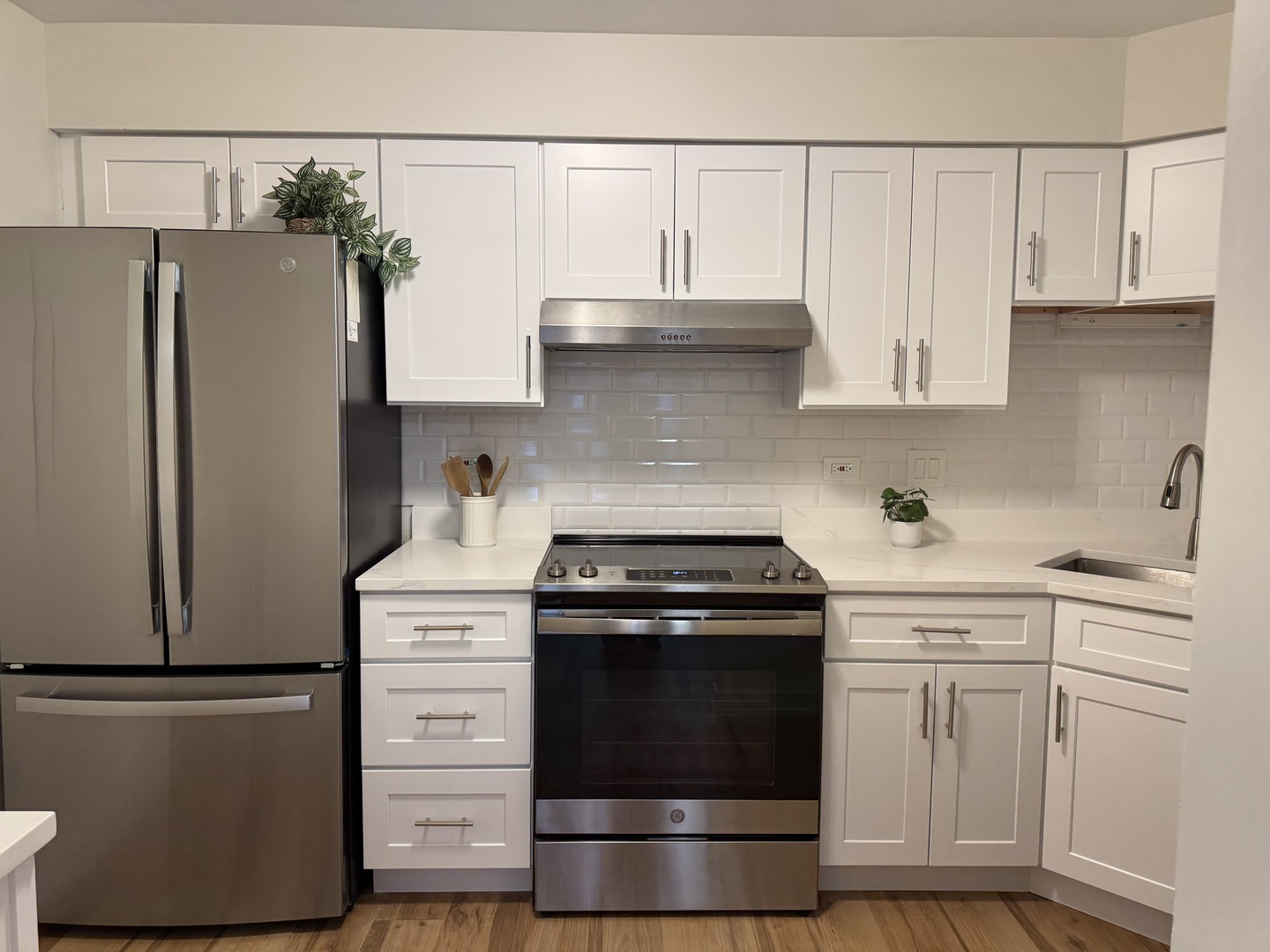 607 W Central Road #7A-4, Mount Prospect, IL 60056