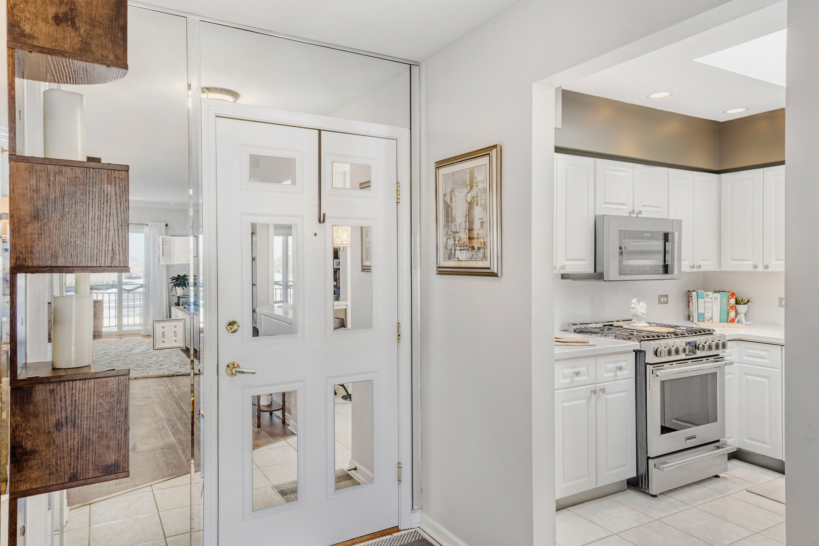 720 Creekside Drive #503, Mount Prospect, IL 60056