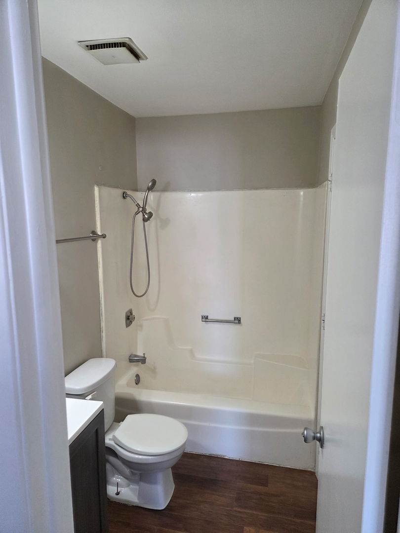 209 Mill Stream Drive, Bolingbrook, IL 60440