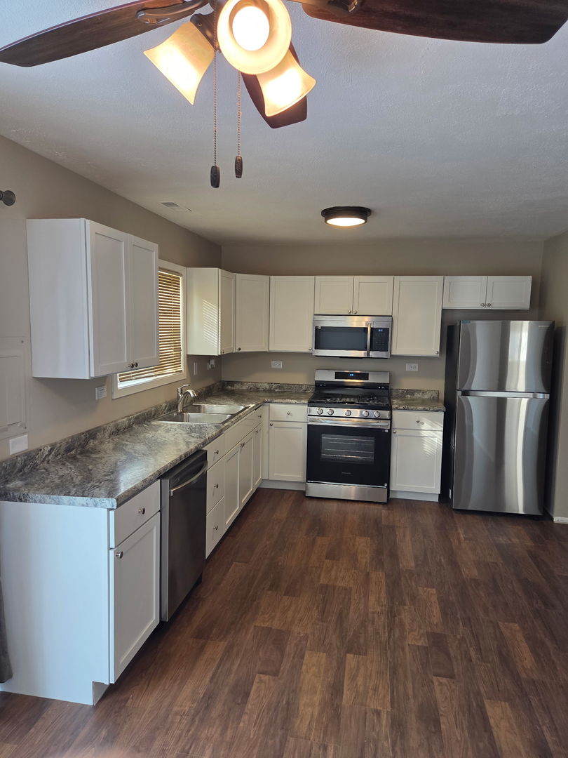 209 Mill Stream Drive, Bolingbrook, IL 60440