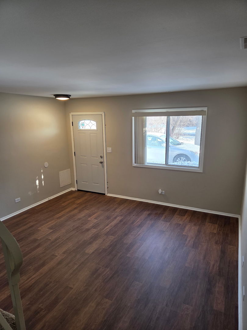 209 Mill Stream Drive, Bolingbrook, IL 60440