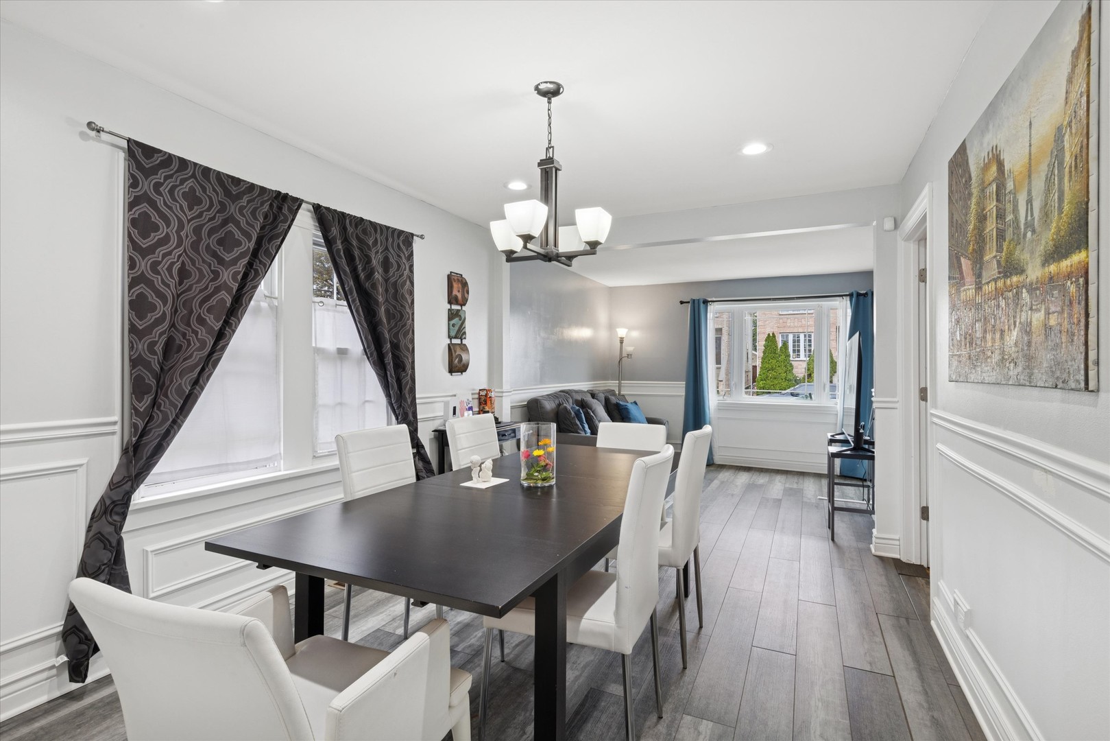 7211 W 58th Place, Summit, IL 60501