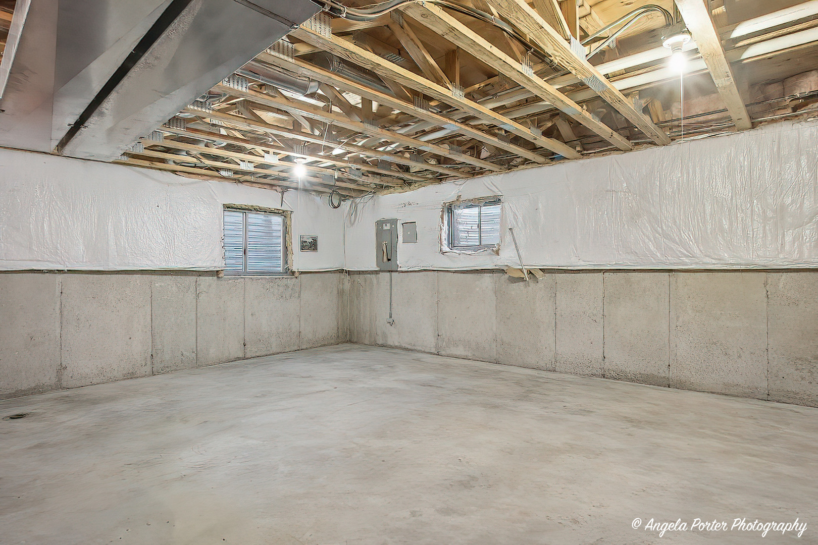 2493 N Orchard Lane, Round Lake Beach, IL 60073