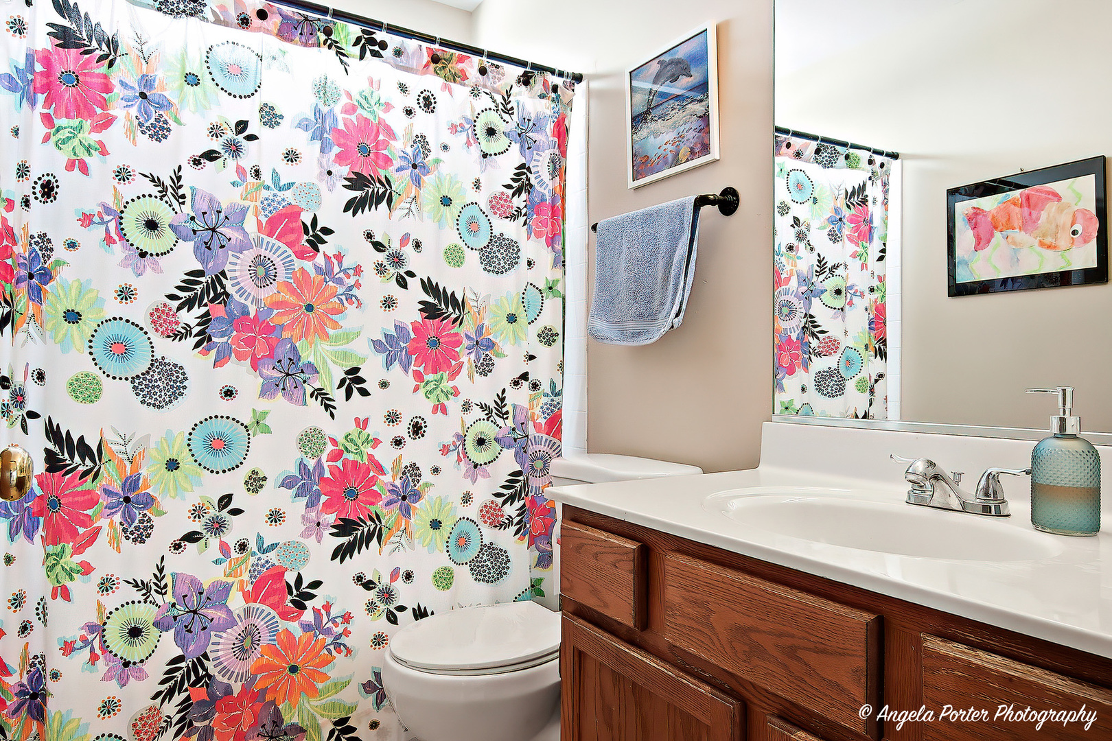 2493 N Orchard Lane, Round Lake Beach, IL 60073