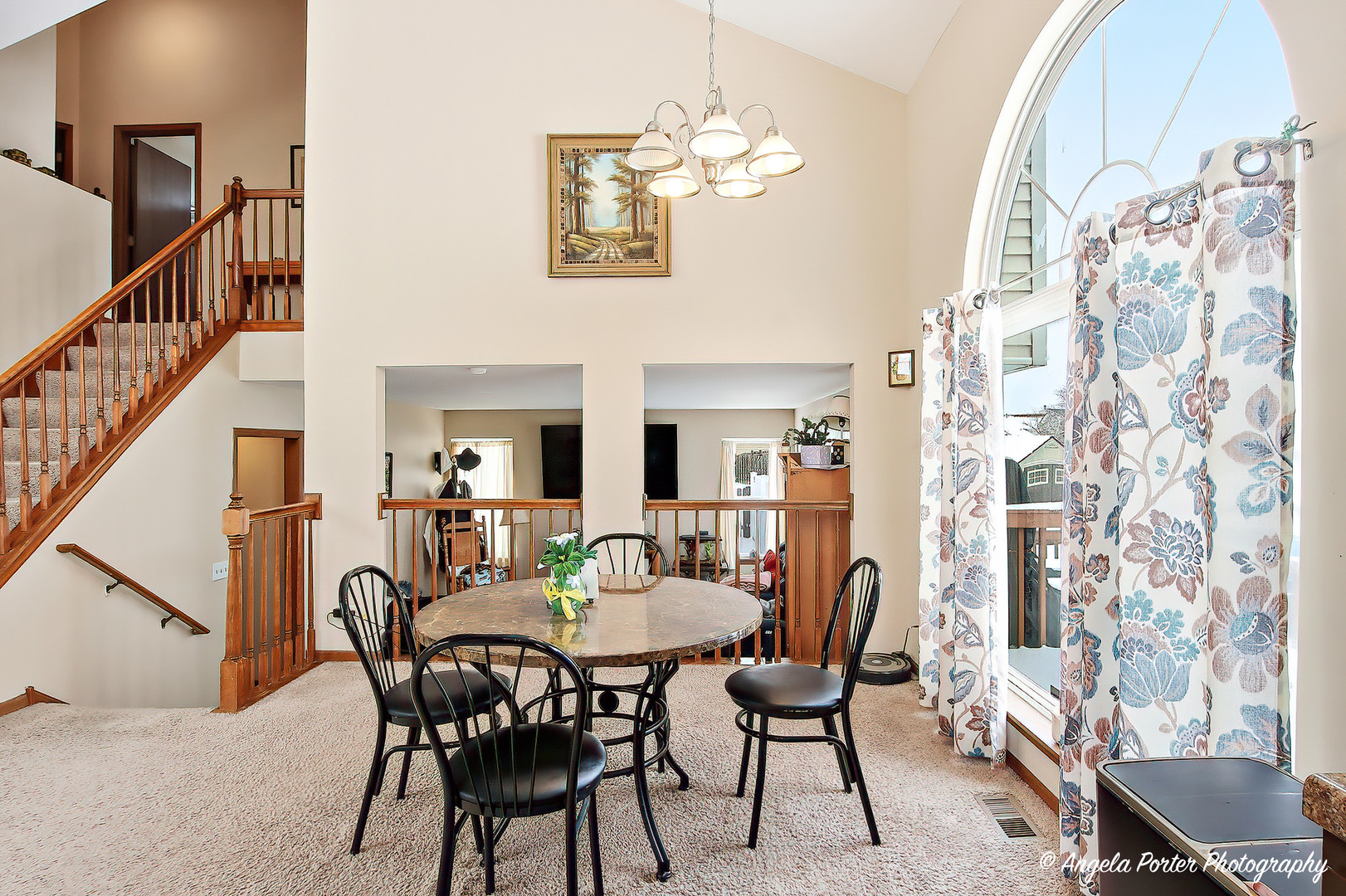 2493 N Orchard Lane, Round Lake Beach, IL 60073