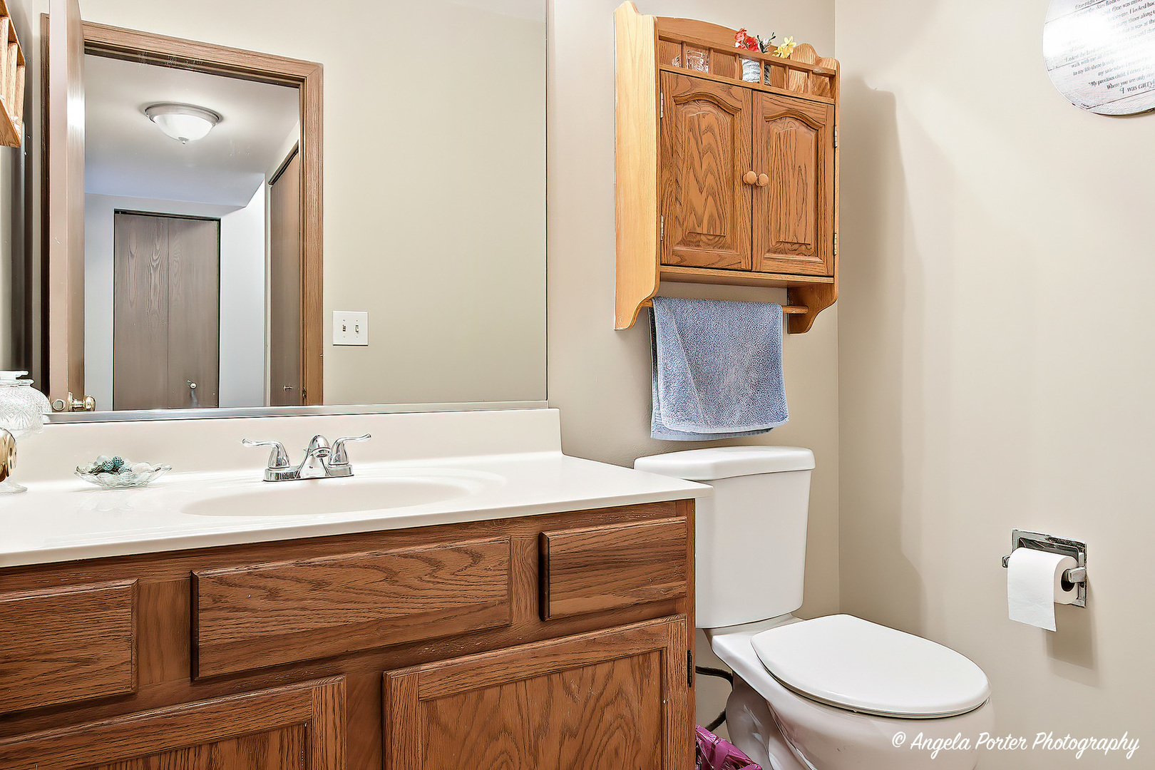 2493 N Orchard Lane, Round Lake Beach, IL 60073