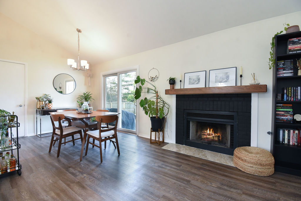 1406 River Oak Drive, Naperville, IL 60565